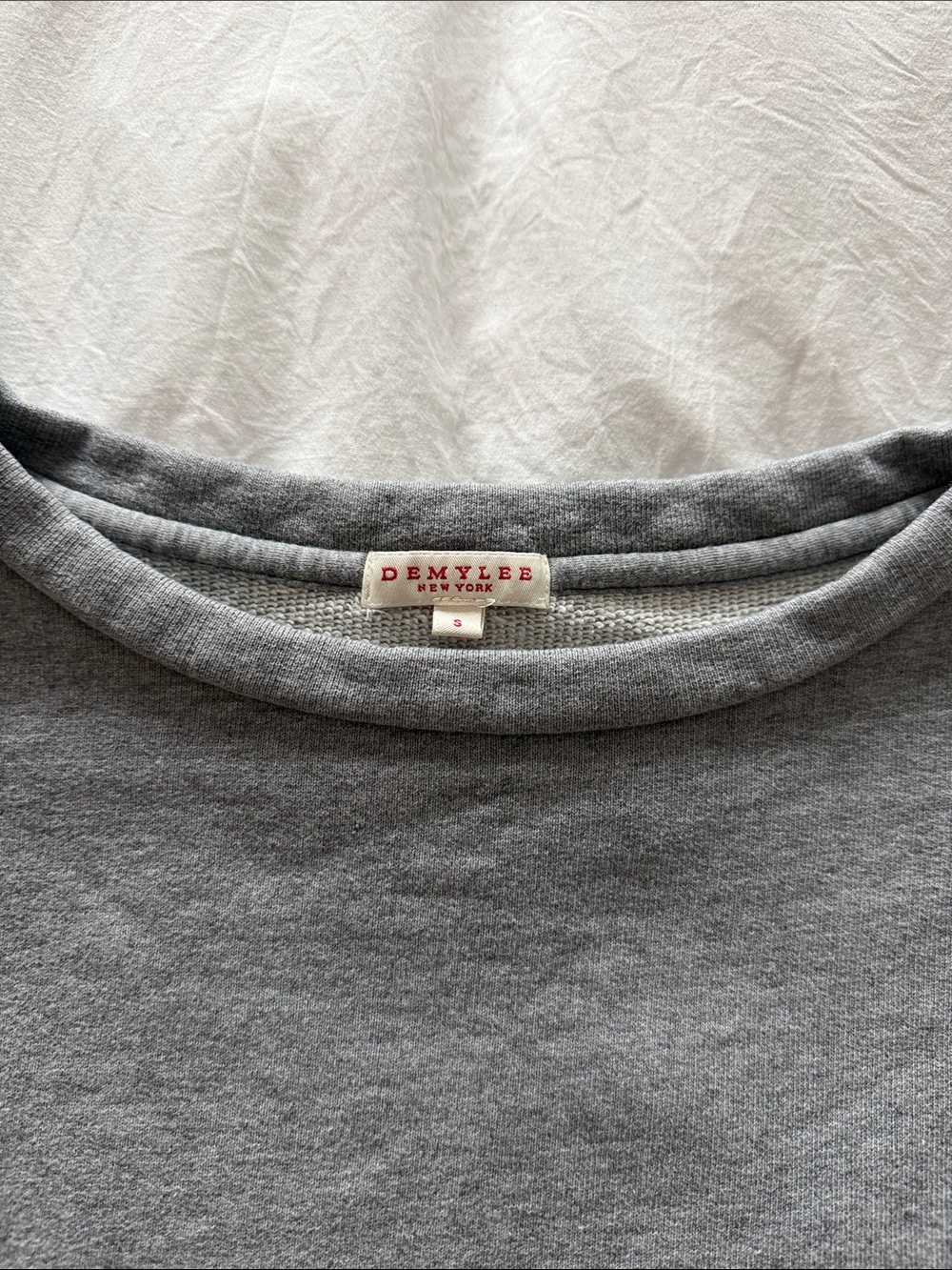 DEMYLEE Gray Crewneck Short Sleeved Sweatshirt